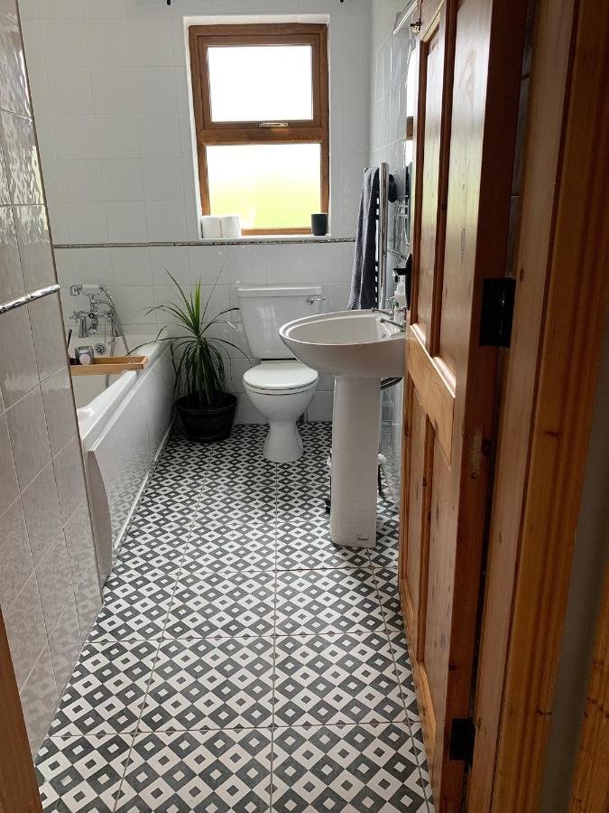 Dooagh Wild Atlantic Way House 빌라 외부 사진
